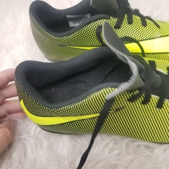 NIKE KLEATS. SIZE 5Y. - Picture 7 of 16